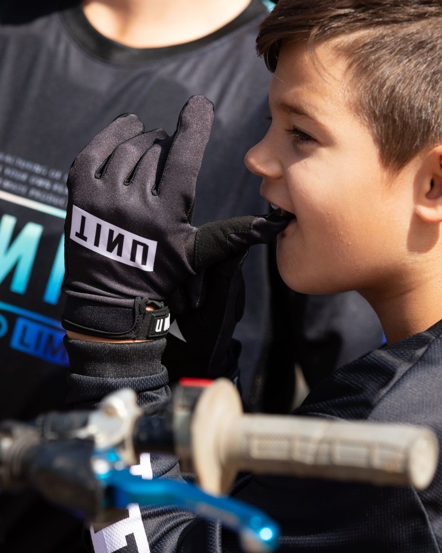 Sports UNIT Youth | Unit Stack Youth / Kids Gloves Black