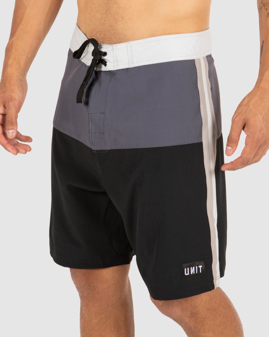 Mens UNIT Boardshorts | Unit Path 19" Boardshorts Multi